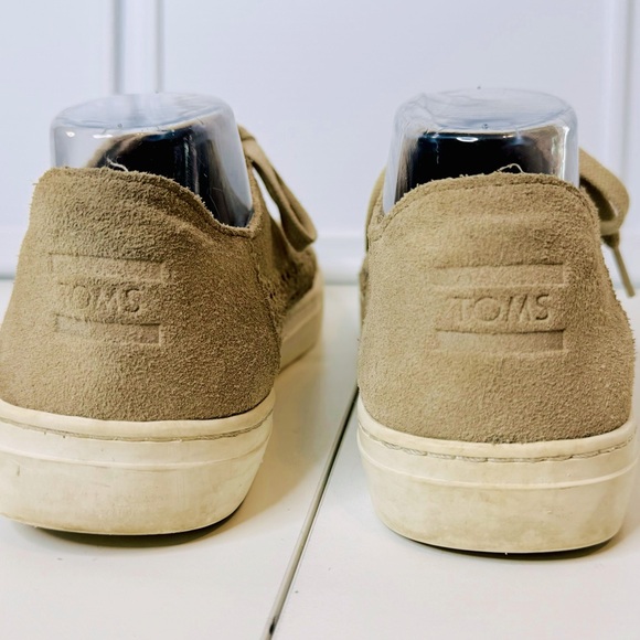 TOMS Lenox Suede Sneakers Desert Taupe SZ 10 EUC - Picture 12 of 16